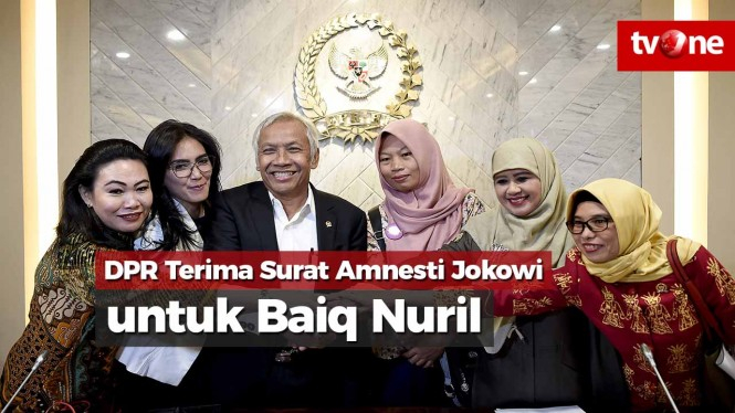 DPR Terima dan Bacakan Surat Amnesti Jokowi untuk Baiq Nuril