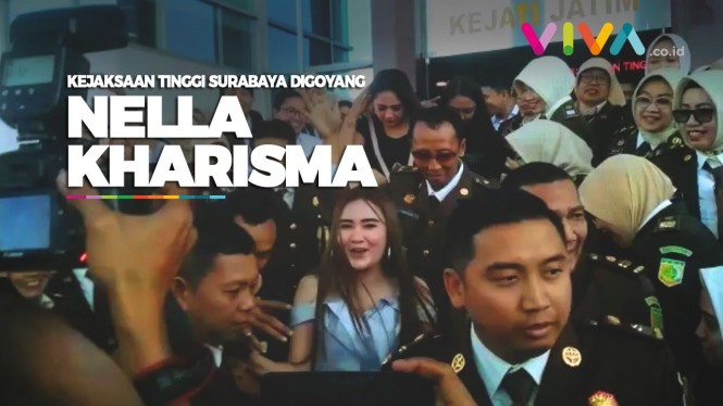 Nella Kharisma Goyang Ratusan Jaksa di Surabaya