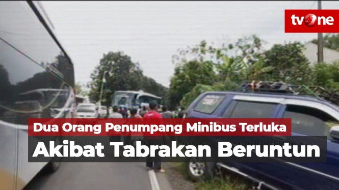 Dua Orang Penumpang Minibus Terluka Akibat Tabrakan Beruntun