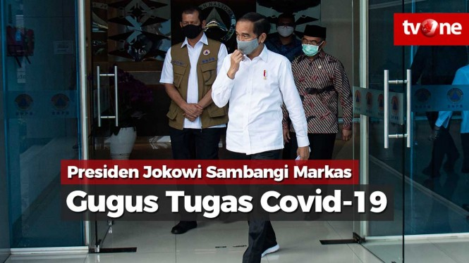 Perdana, Jokowi Sambangi Markas Gugus Tugas Covid-19