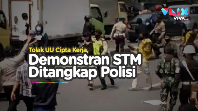 Pelajar STM Anti Omnibus Law Diborgol Polisi Tengah Jalan