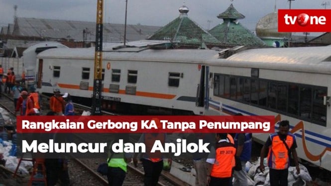 7 Gerbong Kereta Anjlok di Stasiun Kotalama Malang