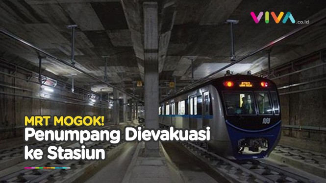 Momen MRT Jakarta Mogok! Komuter Dievakuasi ke Stasiun