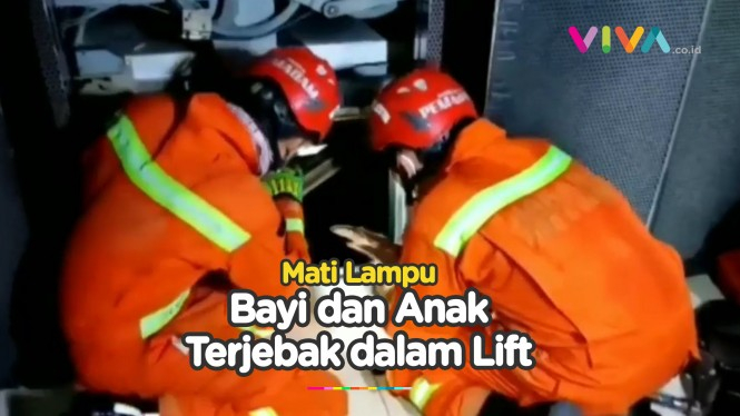 Detik-Detik Evakuasi Keluarga Terjebak di Lift Mogok