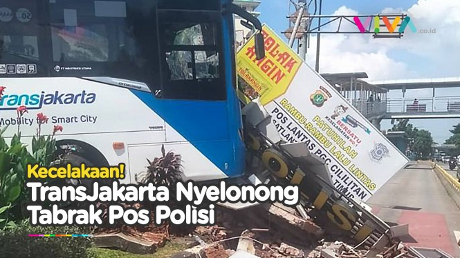 Bus TransJakarta Kecelakaan Tabrak Pos Polisi Sampai Hancur