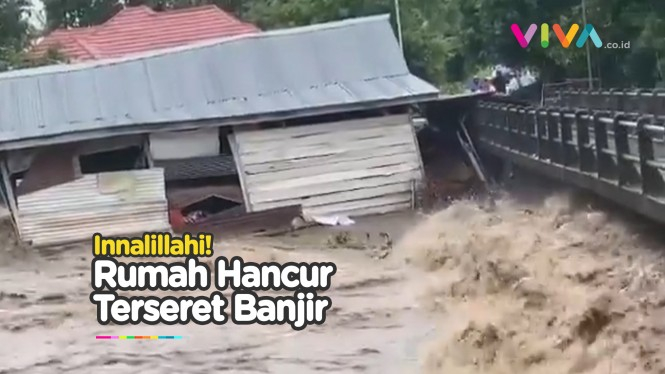 Detik-detik Rumah Hancur Terseret Banjir di Soppeng