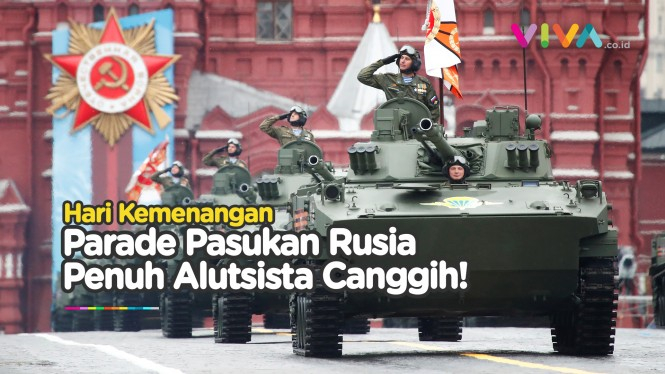 URA! Rusia Gelar Latihan Parade Militer di Lapangan Merah