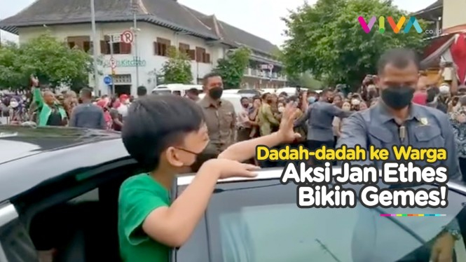 Momen Lucu Cucu Presiden Jokowi dan Jan Ethes