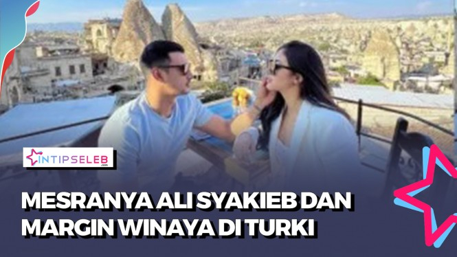 Potret Ali Syakieb dan Margin Winaya Liburan di Turki