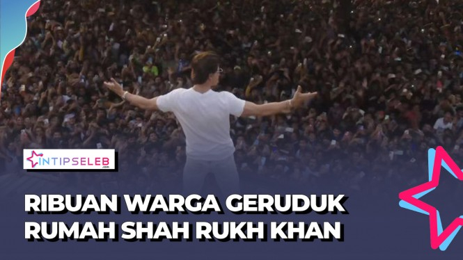 Ribuan Warga Rayakan Ulang Tahun Shah Rukh Khan ke-57