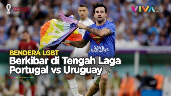 Penonton Bawa Bendera LGBT Warnai Laga Portugal vs Uruguay