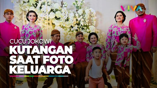 Lucunya, Cucu Jokowi Pakai Kaos Kutang saat Foto Keluarga