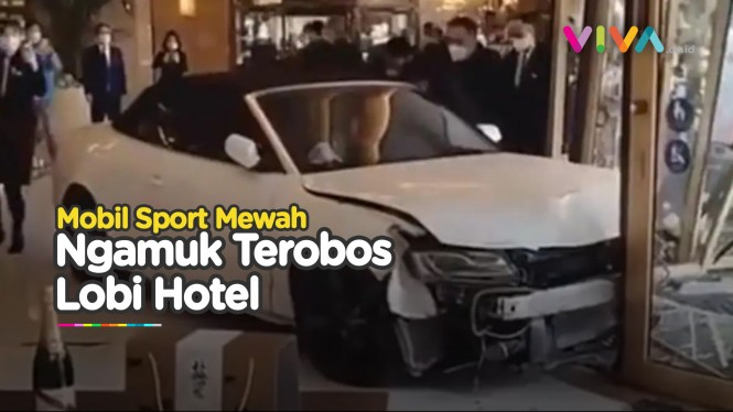 Mobil Sport Obrak-abrik Lobi Hotel Gegara Laptop Hilang