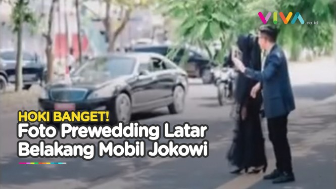Pasangan Foto Prewedding Berlatar Belakang Mobil Jokowi
