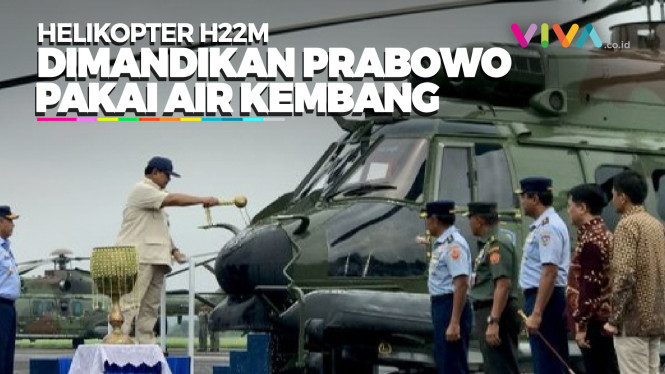 Prabowo Banting Kendi dan Mandikan Kembang Helikopter H22M