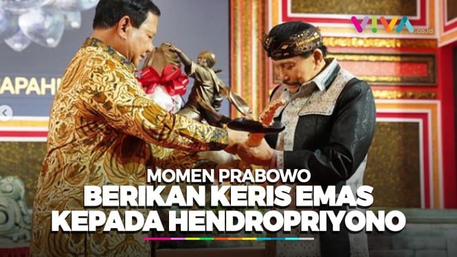Prabowo Salami Andika Perkasa Hingga Kasih Keris Emas