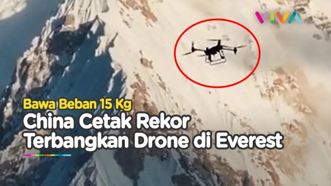 China Sukses Terbangkan Drone di Ketinggian Gunung Everest