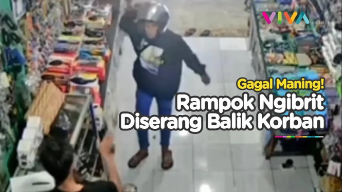 DETIK-DETIK Rampok Bercelurit Ngacir Diserang Balik Korban