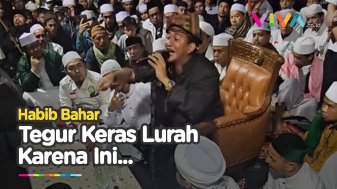 Meradang! Habib Bahar 'Sikat' Lurah di Atas Panggung