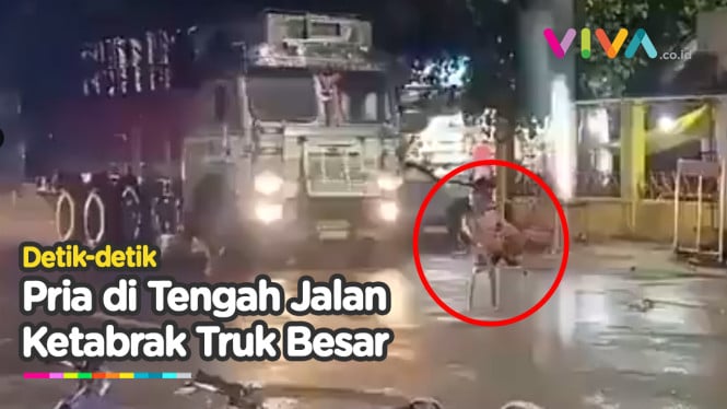 VIDEO Pria Diseruduk Truk, Buntut Nekat Bersantai di Jalan