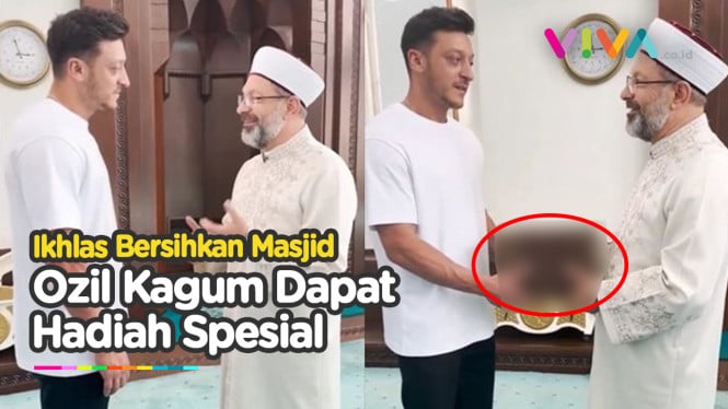 Ozil Dapatkan Hadiah 'Luar Biasa' Usai Jadi Marbot Masjid