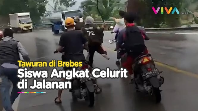 Heboh Tawuran di Brebes, Pelajar Acungkan Celurit