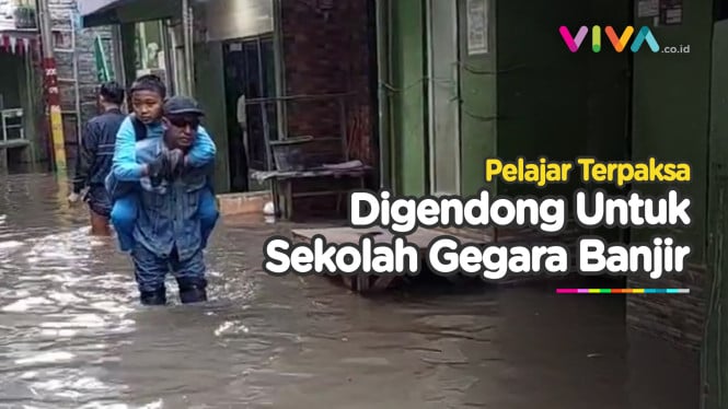 Banjir Kiriman Rendam Puluhan Rumah di Jatinegara