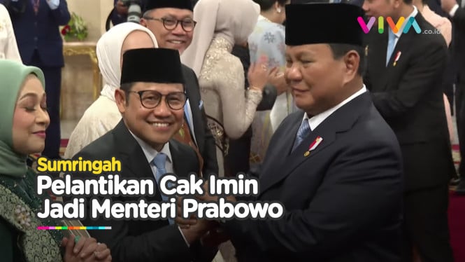 Mata Berbinar, Cak Imin Genggam Erat Prabowo Usai Dilantik