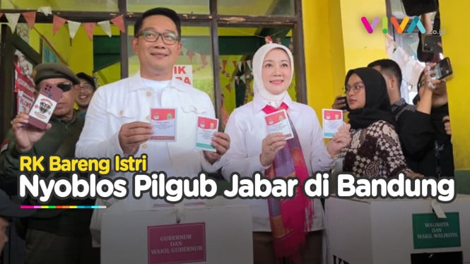 Ridwan Kamil Bareng Istri Nyoblos Pilgub Jabar di Bandung