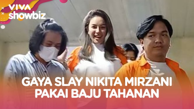 Nikita Mirzani Pakai Baju Tahanan, Kasih Senyum Menawan