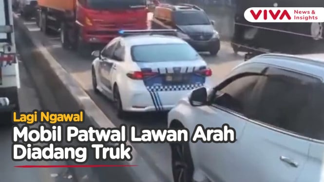 Truk Tak Mau Kasih Jalan Mobil Patwal yang Lawan Arah